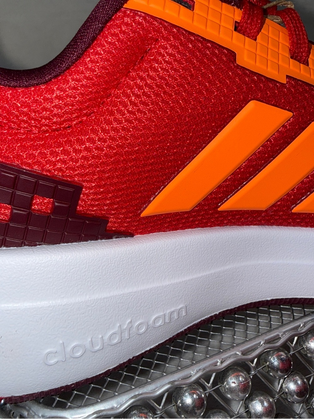 Adidas Kids 3.5Y Minecraft Red and Orange Cloudfoam Sneakers JR1968 nwt - Picture 13 of 14